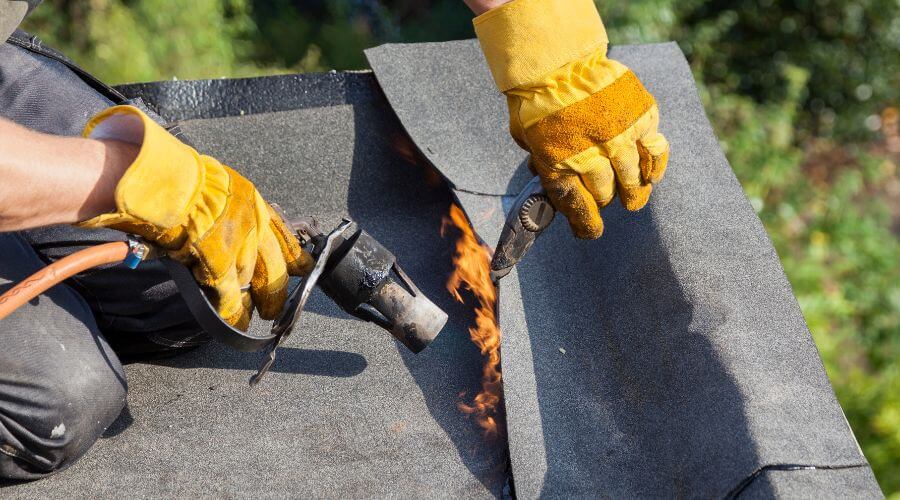 Professional flood damage restoration services in Mellwood, AR